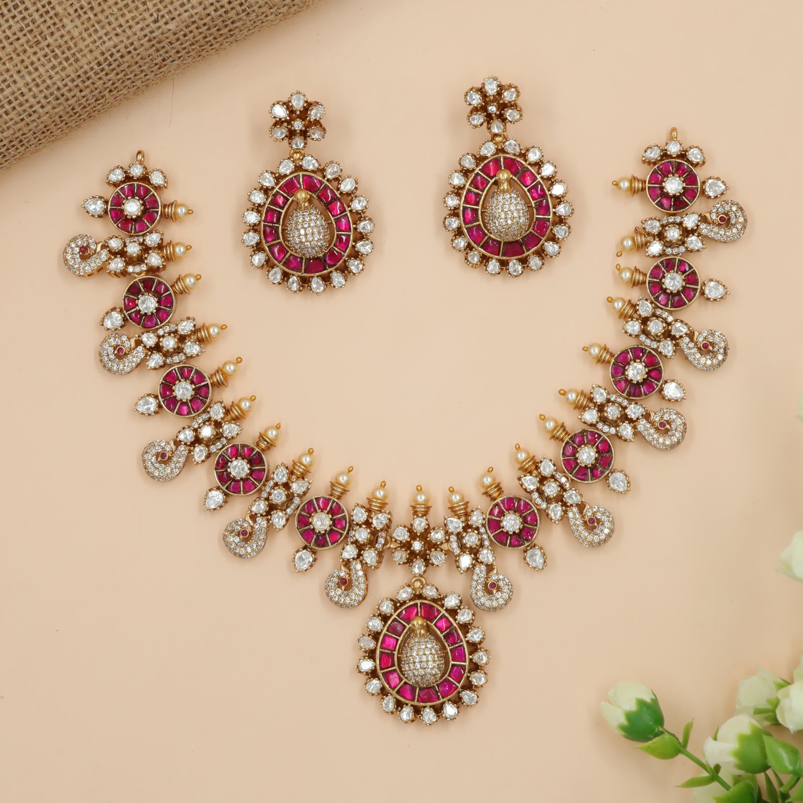 Circular Cluster Victorian Necklace Featuring Pear-Shaped Centres