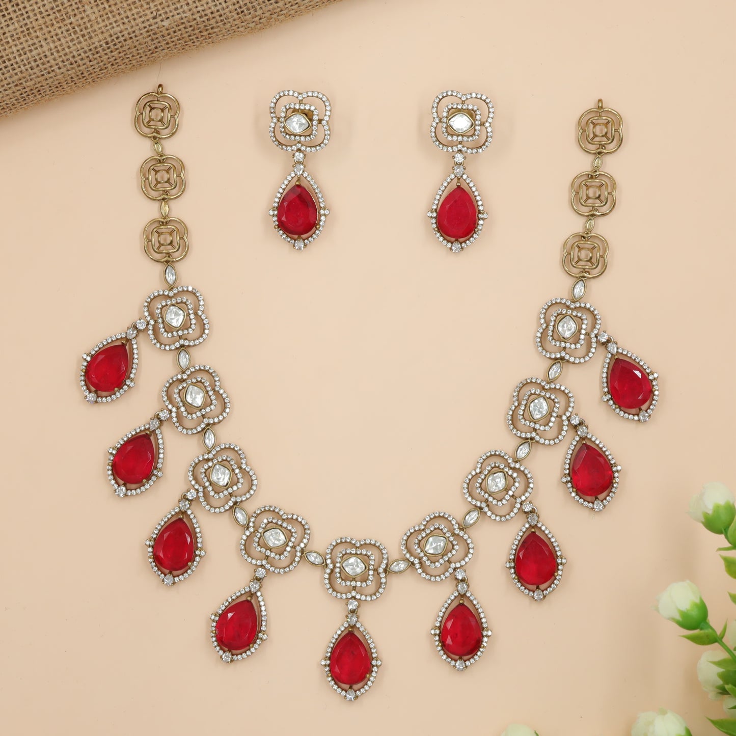 Teardrop Stone Victorian Necklace with Interlinked Floral Frames