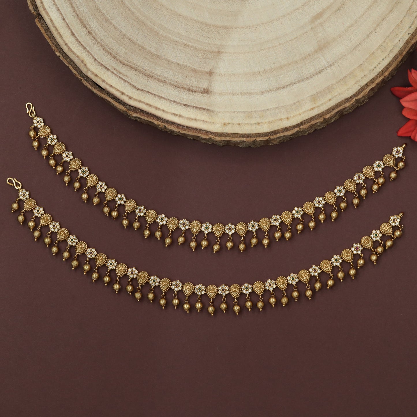 Circular Floral Link Architecture with Attached Bell Hangings Payal
