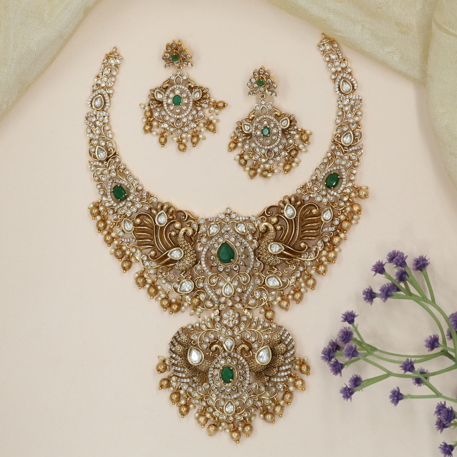 Twin Mayura Wing Necklace with Teardrop Centre