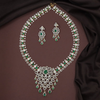 Repeating Floral Stone Links Forming a Long Haara with Expanded Drop Panel