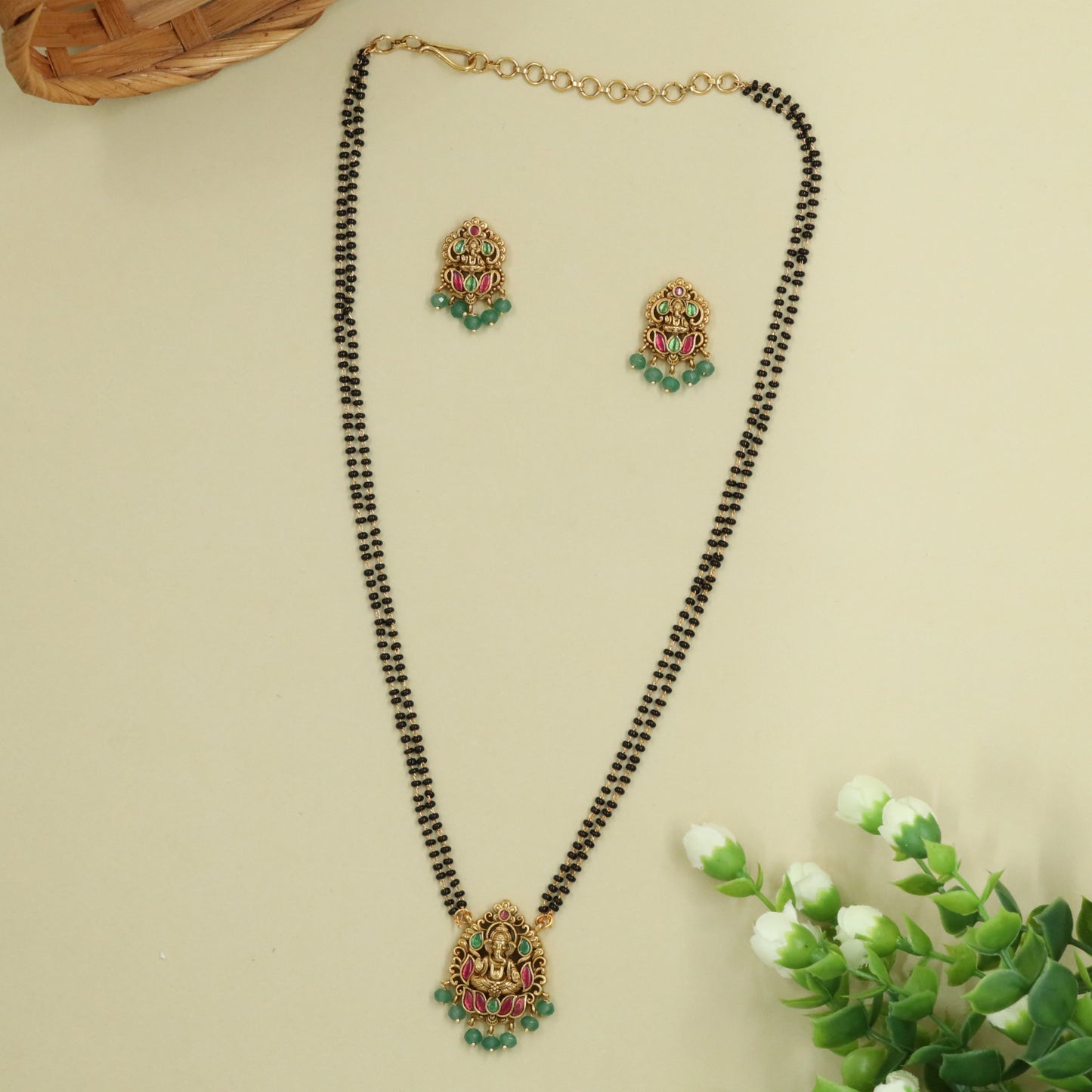 Classic Ganesha Idol Pendant Mangalasutra with Hanging Beads