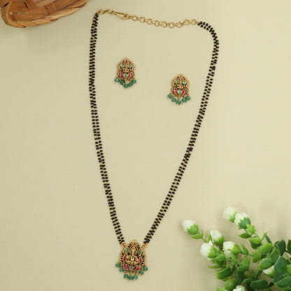 Classic Ganesha Idol Pendant Mangalasutra with Hanging Beads