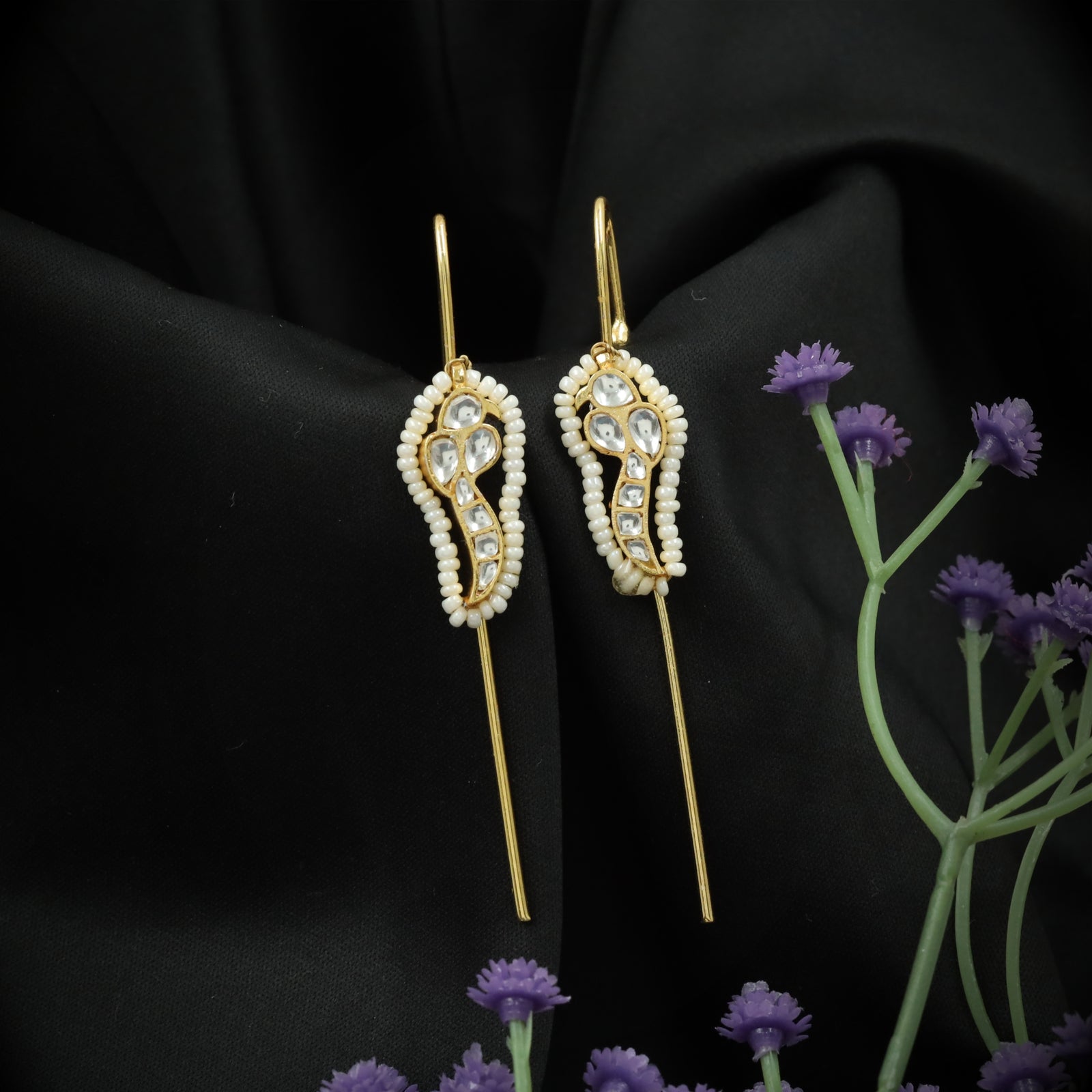 Decorative Parrot Outline Jadau Needle Ear Cuff with Vertical Needle Drop