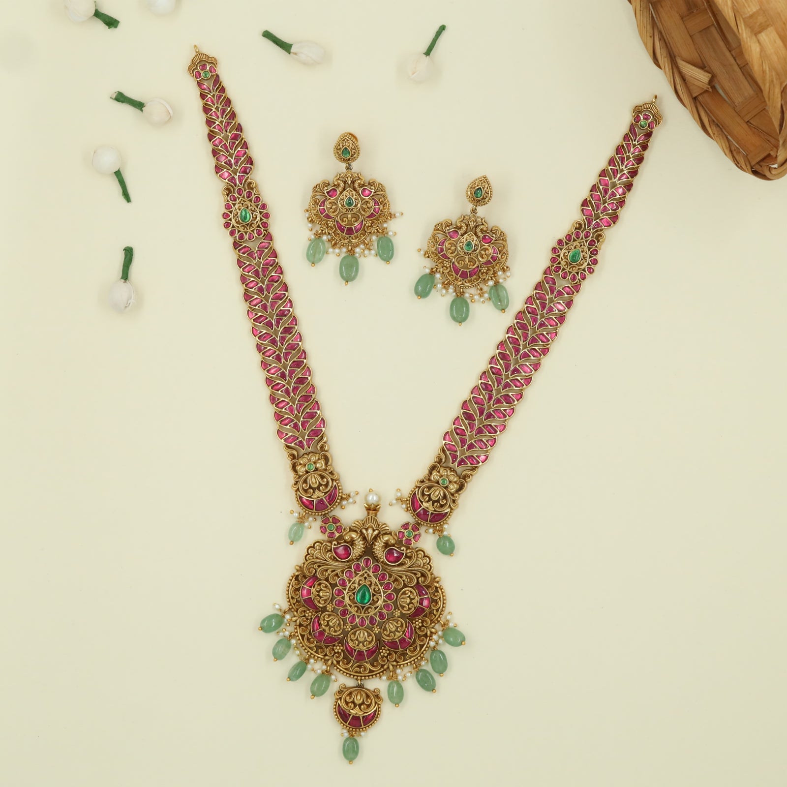 Majestic Twin Peacock Crest Long Haara with Engraved Vine Links