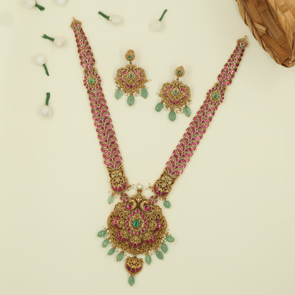 Majestic Twin Peacock Crest Long Haara with Engraved Vine Links
