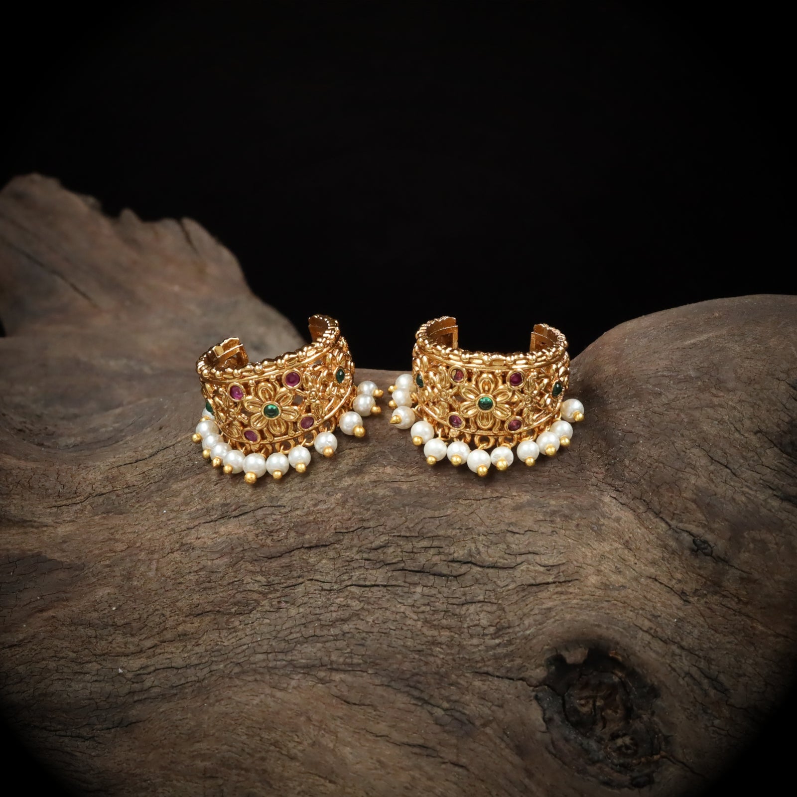 Embossed Petal Cluster Bugadi with Suspended Pearl Border