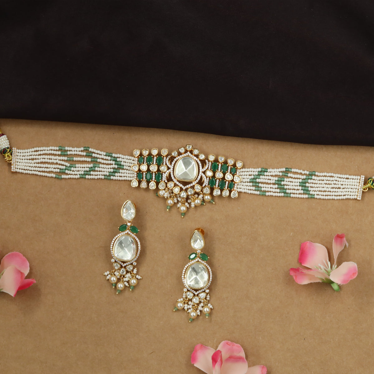 Grand woven Kundan pearl choker with Intricate panel alignment