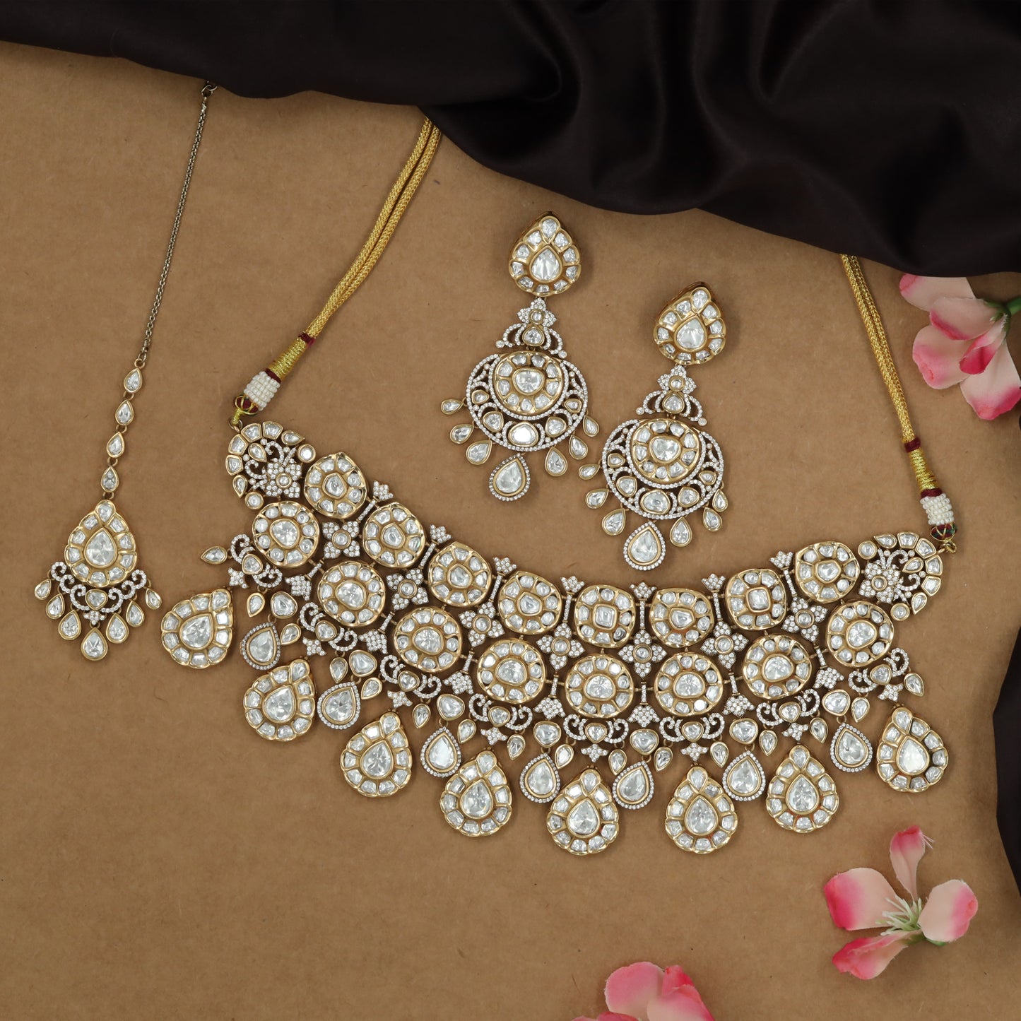 Grand floral victorian choker with clustered disc panels