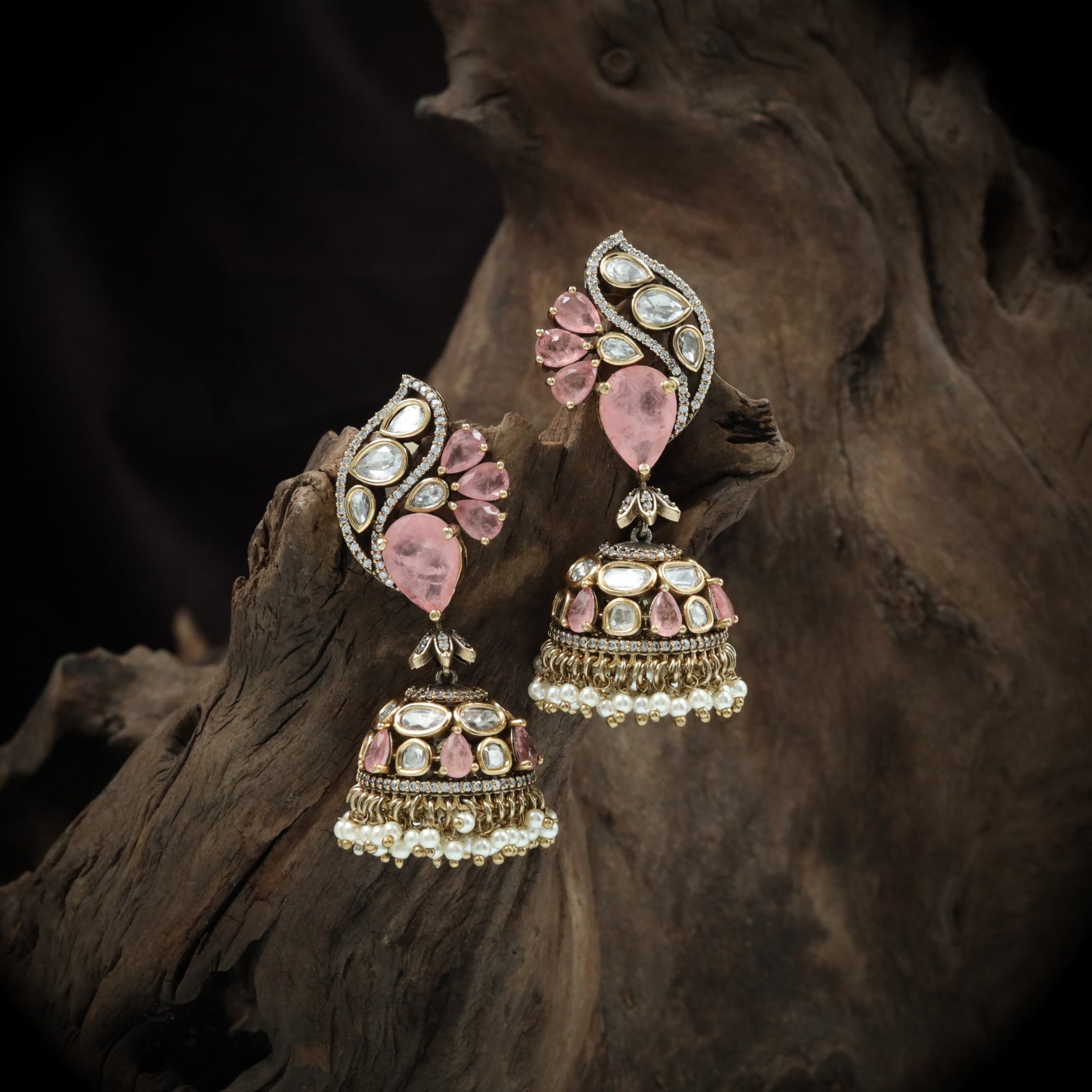 Petal cluster jumka with pear focal and lattice dome