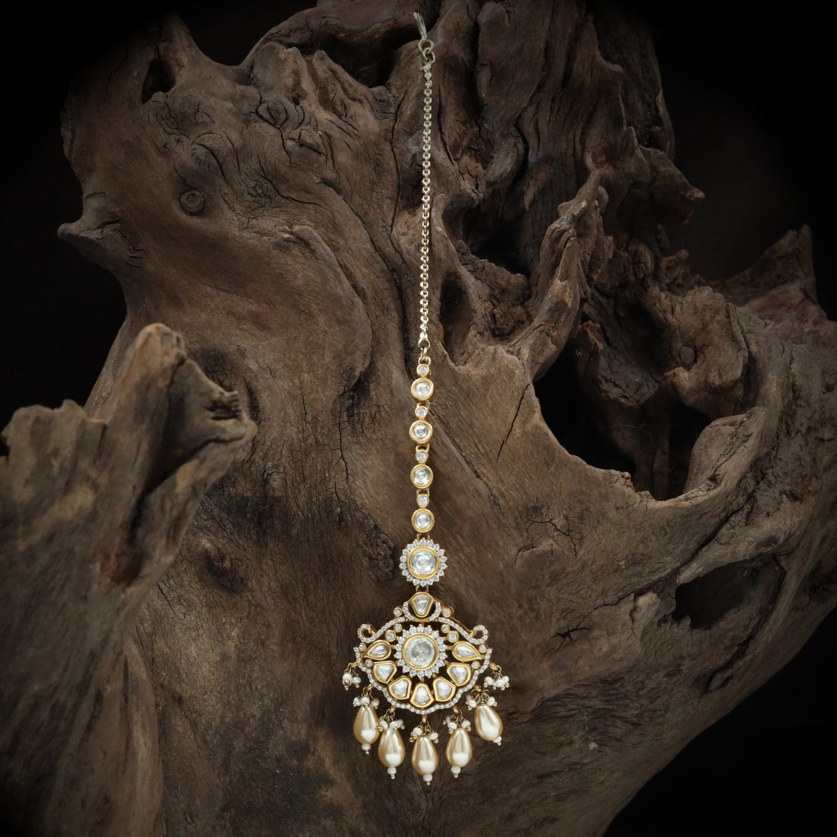 Sunburst Crest Kundan Tikka with Tiered Drop Fringe