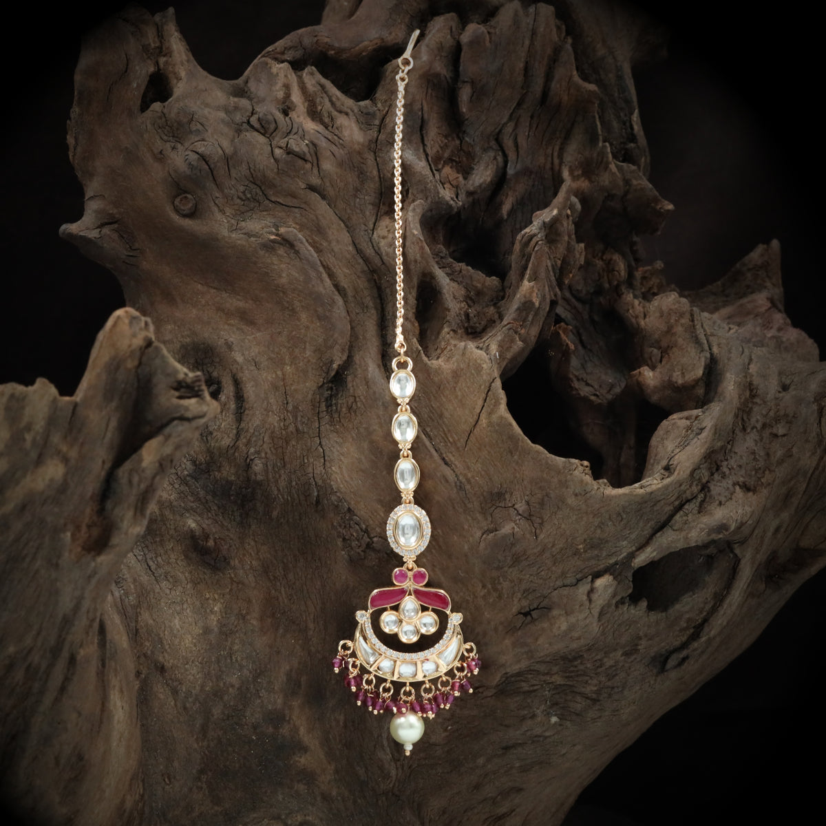 Arched Halo Tikka with Triple Cluster Centre Motif