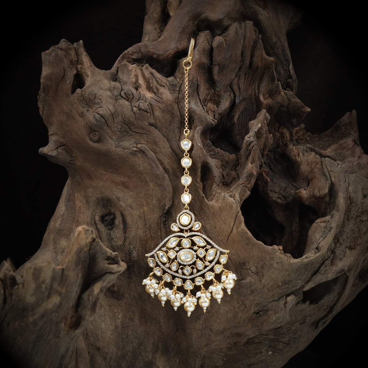 Grand Lattice Medallion Maang Tikka with Pearl Cluster Fringe