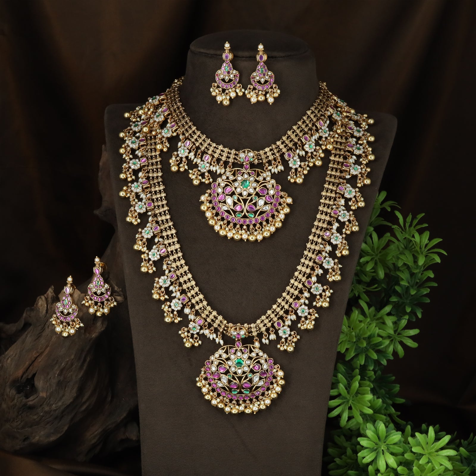 Grand Floral Filigree Medallion With Layered Lattice Long Haaram Combo