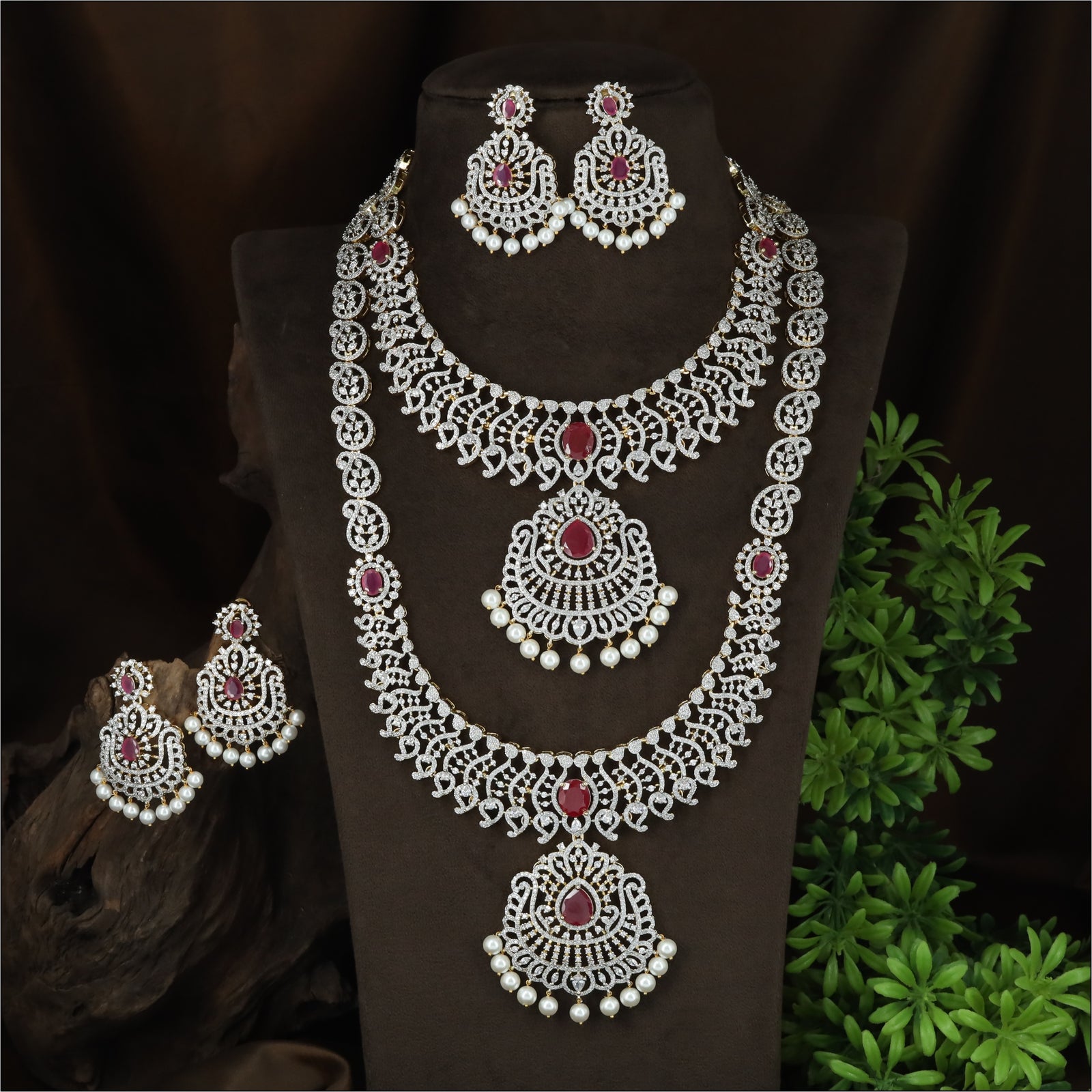 Luxurious Grand Double Layer Diamond GJ Combo Set with Central Drop Pendant