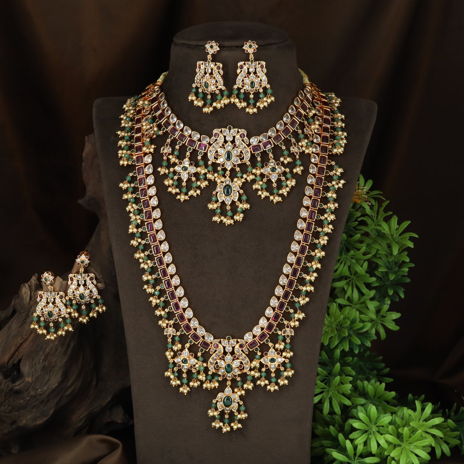 Royal Garden Peacock Antique Combo Set with Emerald Highlighted Centrepieces
