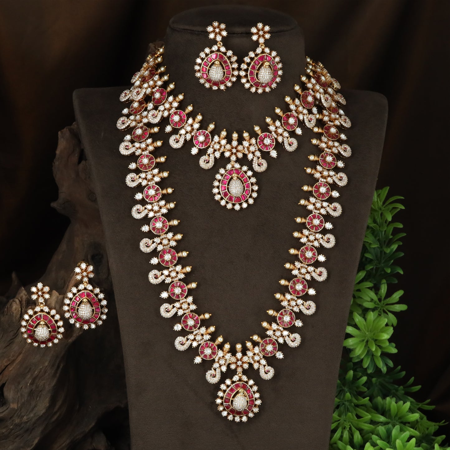 Traditional Circular Peacock Kundan Combo Set with Stone Halo Borders