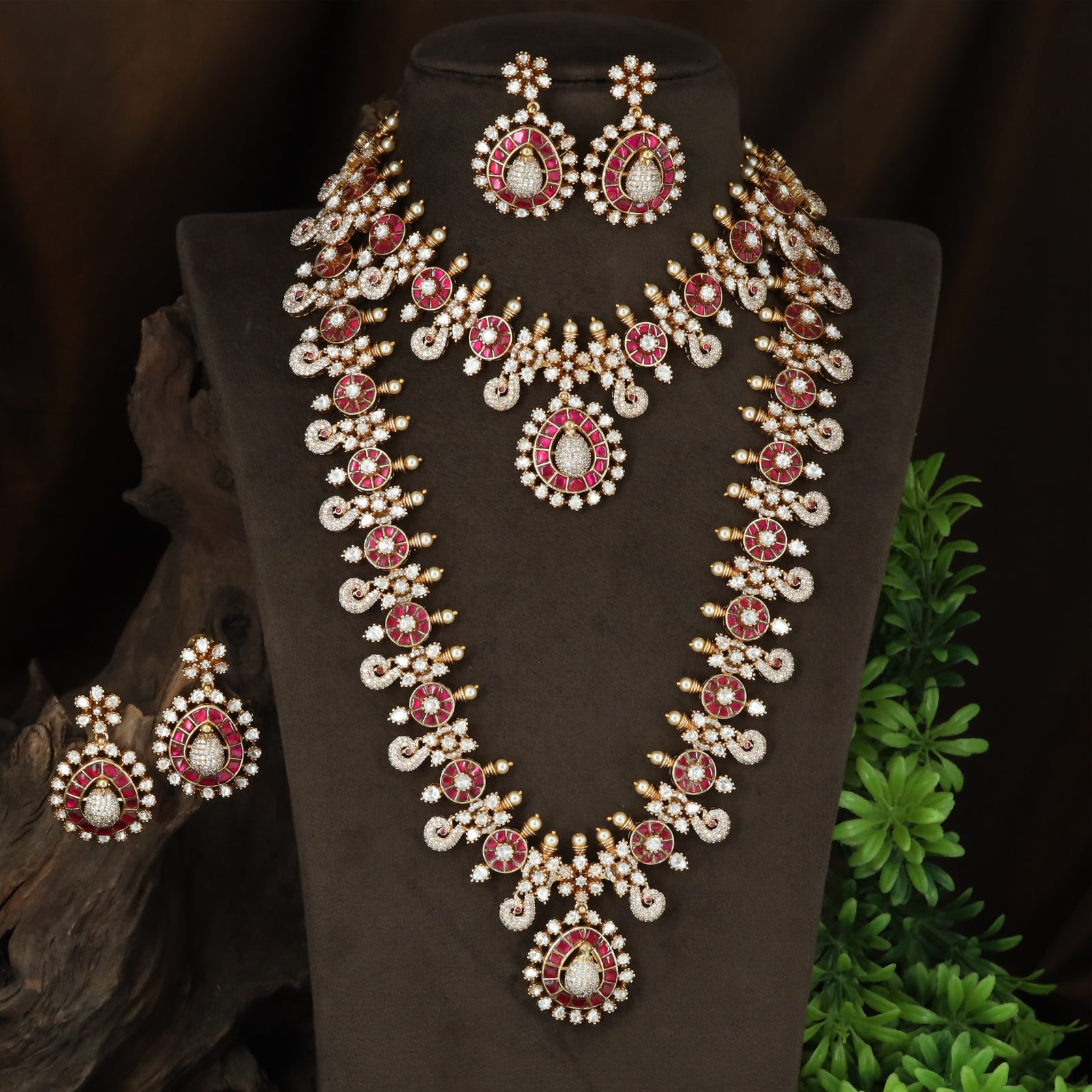 Traditional Circular Peacock Kundan Combo Set with Stone Halo Borders