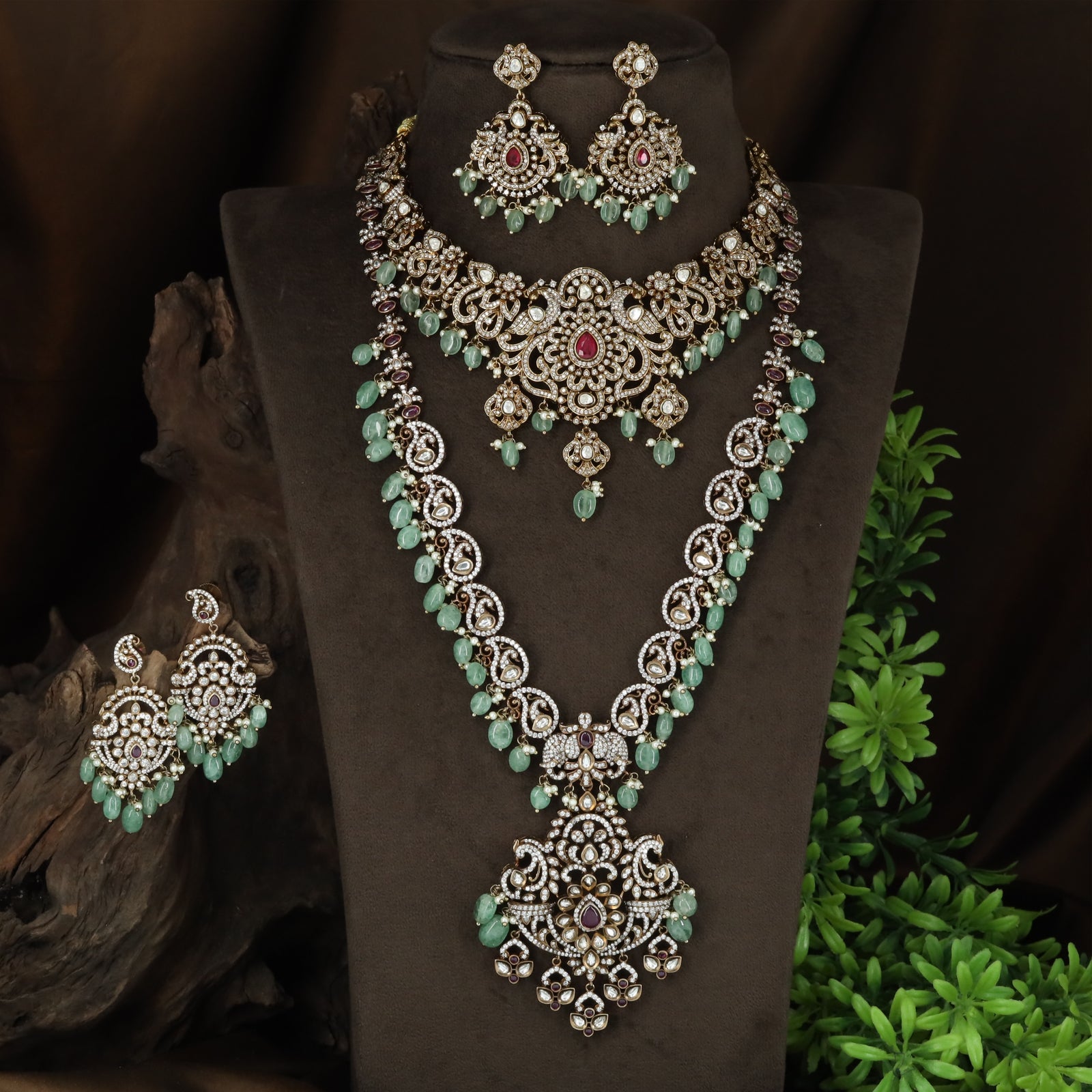 Majestic Diamond Swirl Victorian Combo Set with Triple Pendant Formation