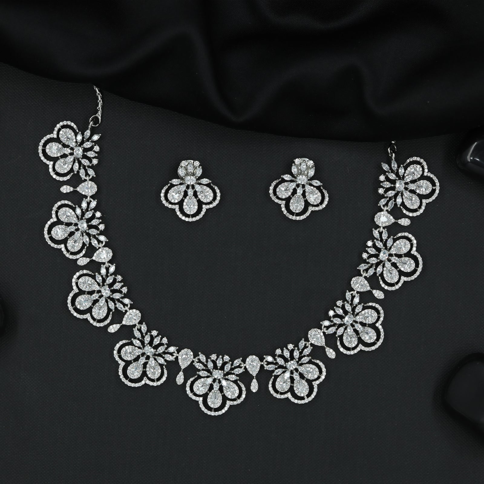 Radiant Flower Cluster Necklace Set with Layered Blossom Borders