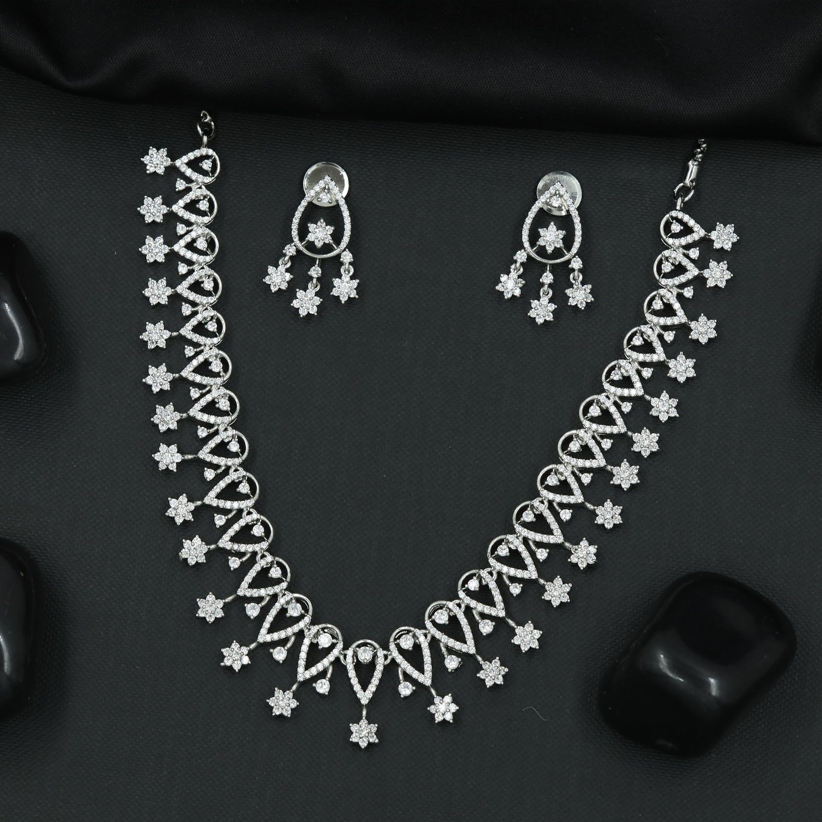 Aurora Loopwork Necklace Set with Dangling Constellation Charms