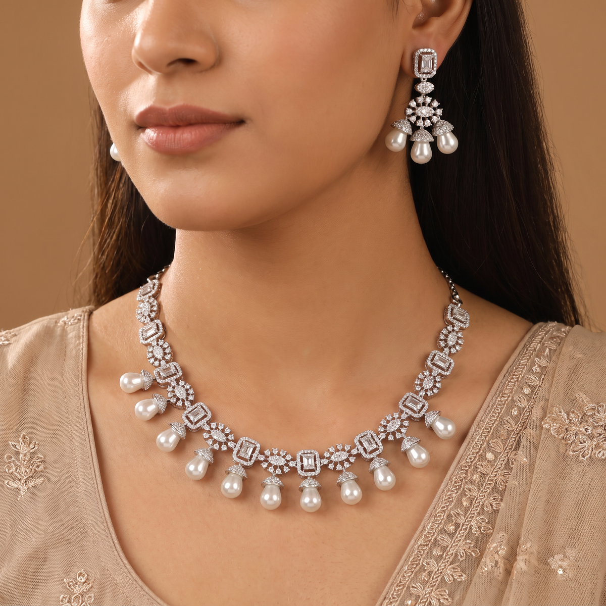 Refined Crystal Grid Necklace Set with Tapered Marquise Centre