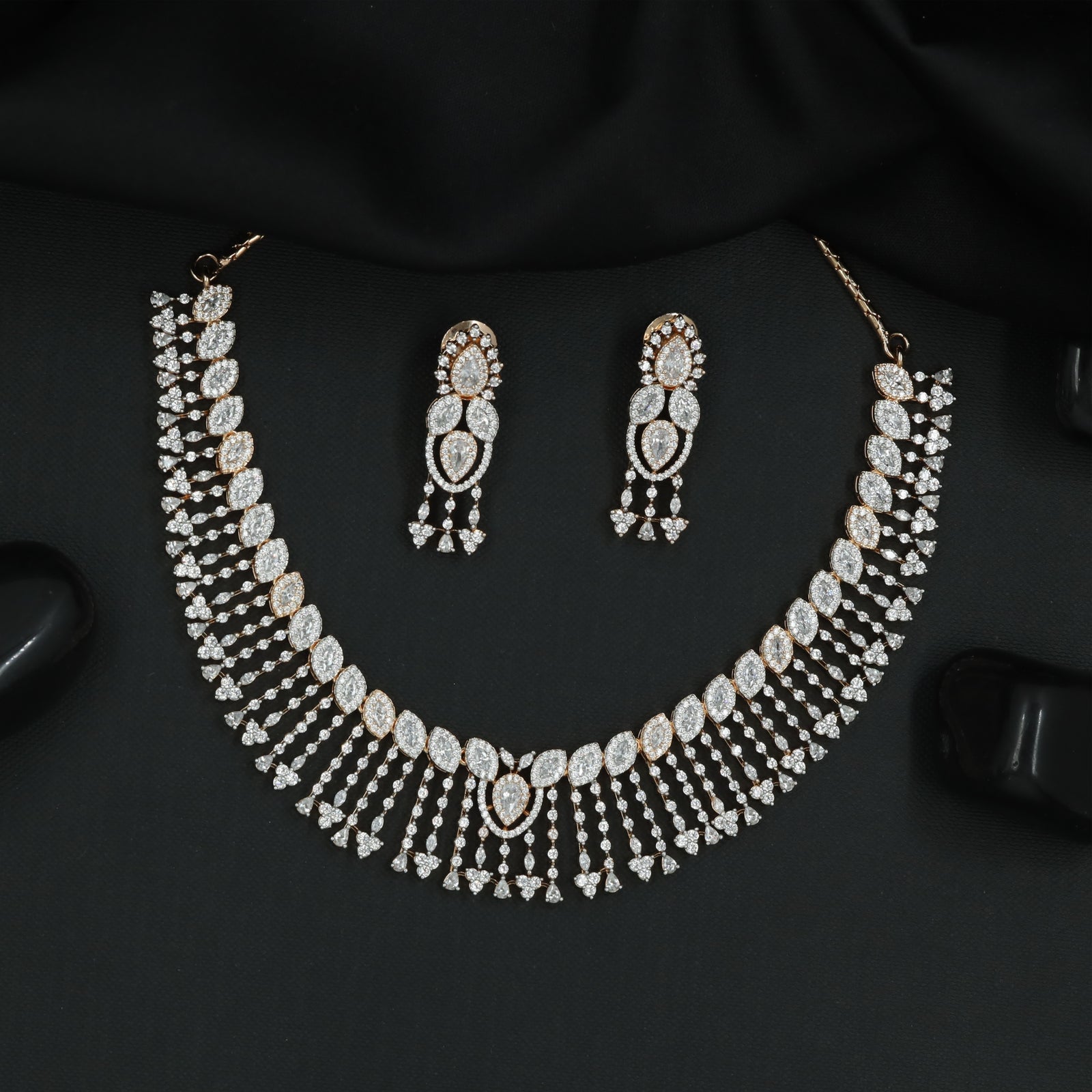Decorative Oval Garland Necklace Set with Symmetrical Drop Fringe