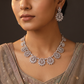Daisy Bloom Pattern Necklace Set with Decorative Floral Chain