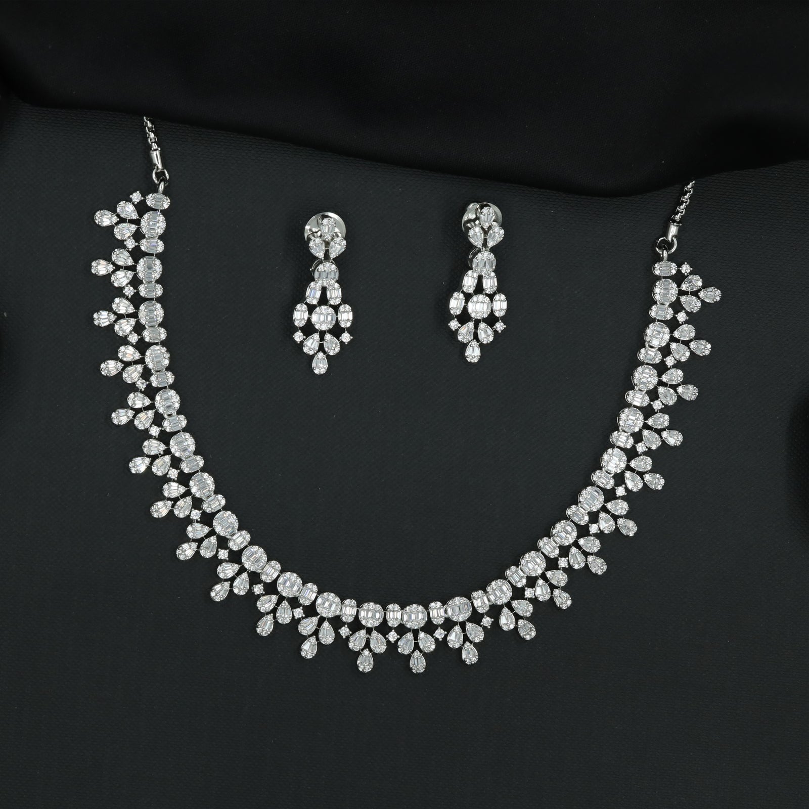 Artistic Blossom Garland Necklace Set with Balanced Drop Embellishments