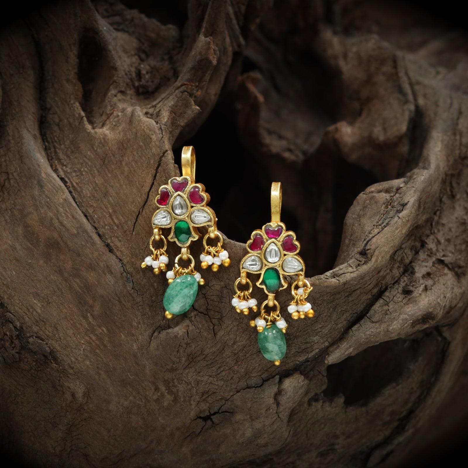 Floral Heart Layout Bugadi with Cascading Bead Fringe