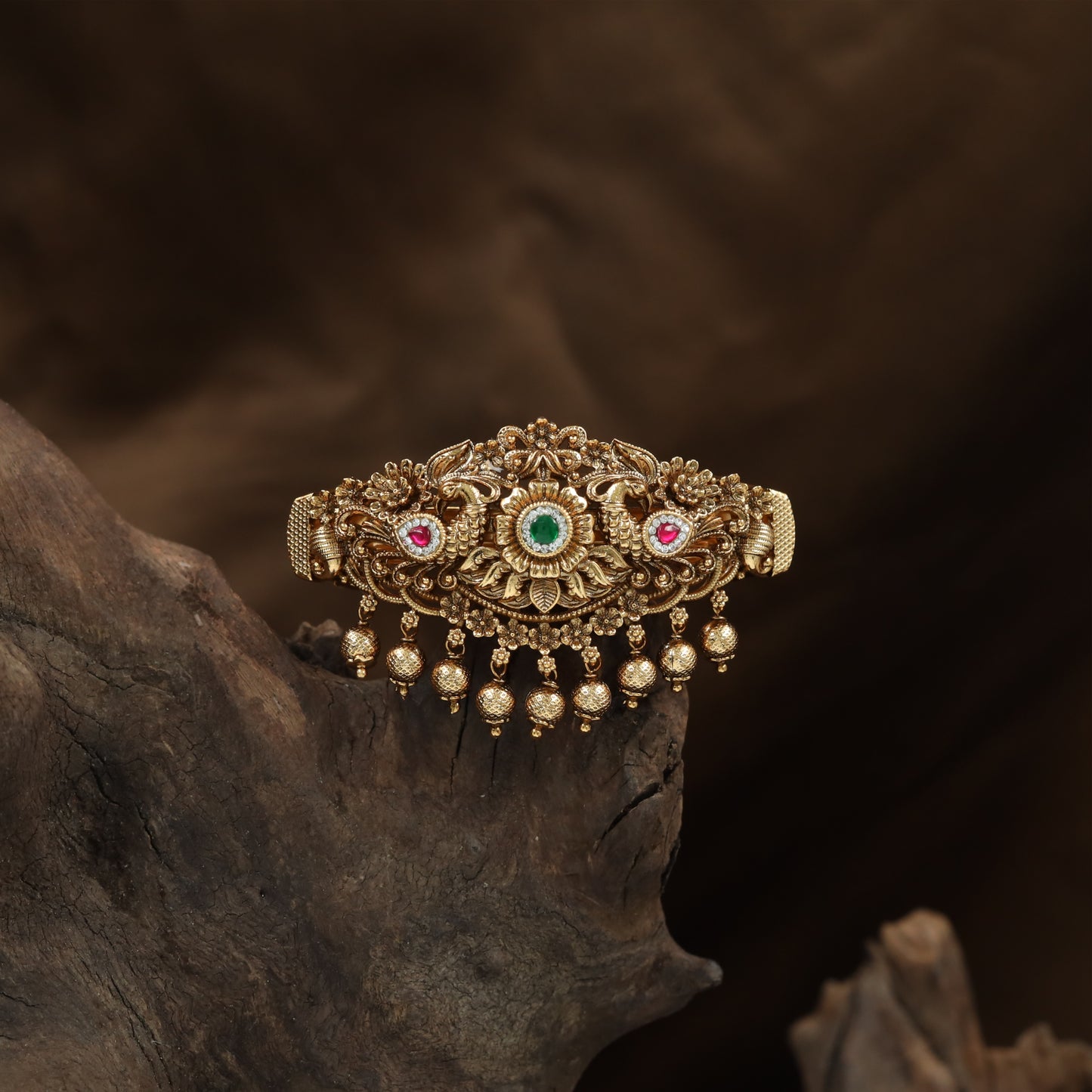 Divine Lakshmi Temple Hair Clip with Elephant Guardians and Ornate Scroll Panels