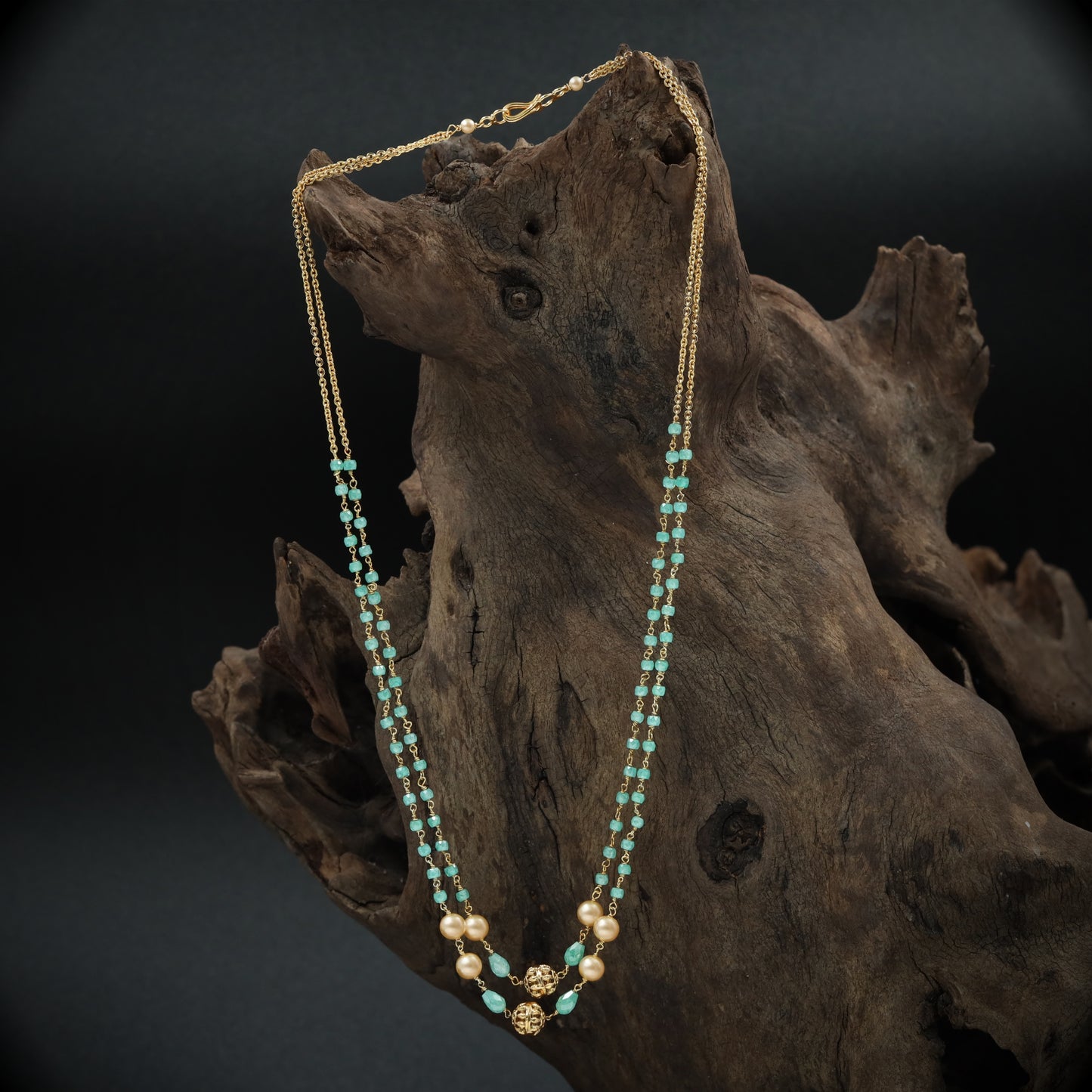 Stylish Beaded Chains and Pearl Elements