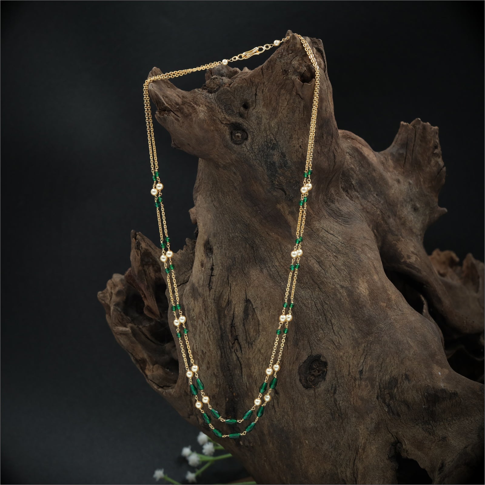 Stylish Double Layer Chain with Bead Arrangement and Details