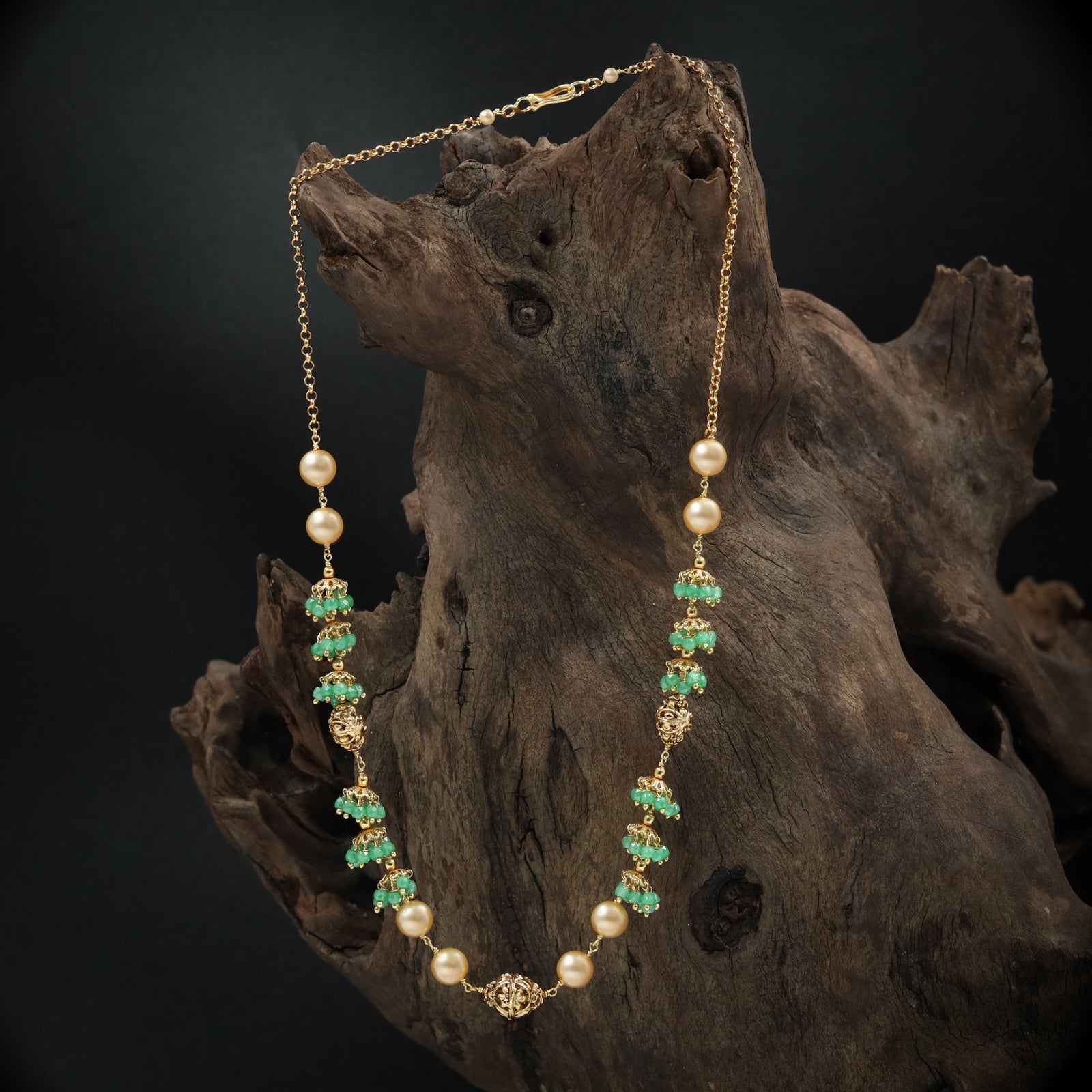 Stylish Bead with Structured Pearl Intervals and Detailed Cluster Work