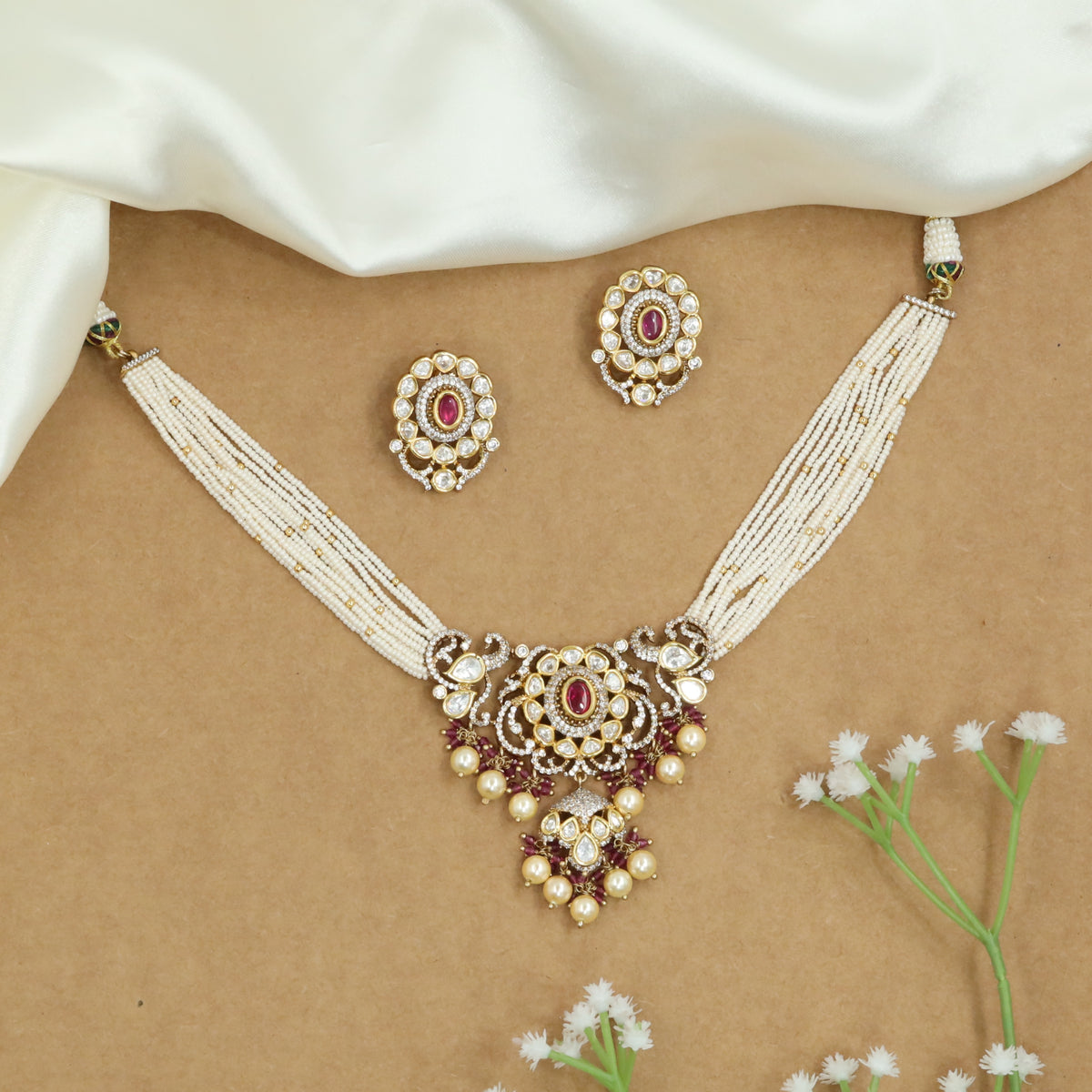 Radiant Bead Draped Kundan Necklace with Round Core Pendant and Drop Clusters