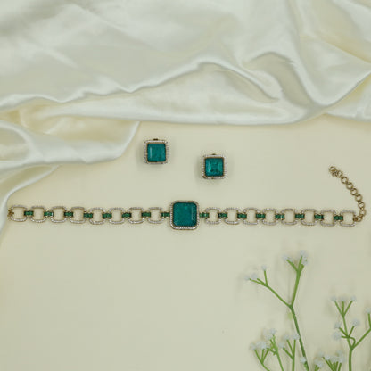 Sleek Square Link Choker with Center Highlight Panel and Matching Stud Earrings