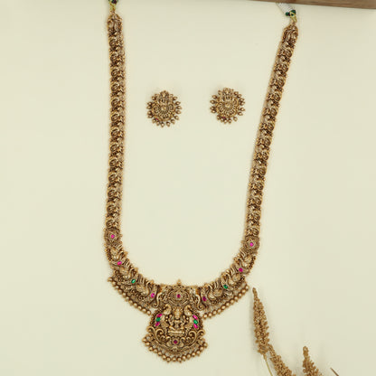 Grand Lakshmi Long Haara with Elaborate Chain and Central Drop Pendant