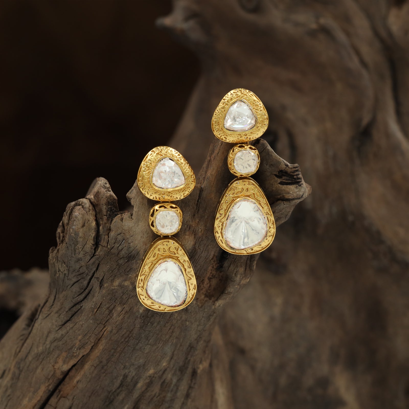Triangular Top Kundan Hanging with Dual Drop Panels and Carved Frame Detailing
