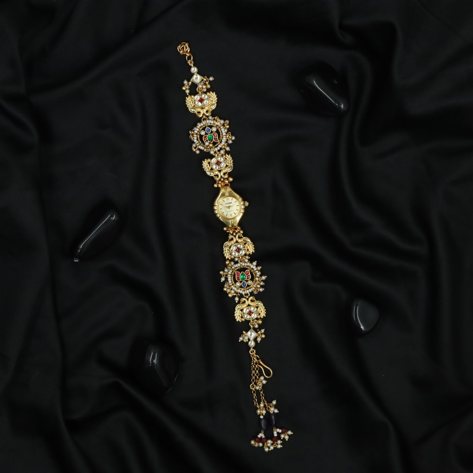 Decorative Floral Kundan Watch with Circular Link Sections and Drop Tassel Finish