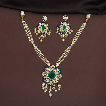 Detailed Pearl Work Kundan Necklace with Floral Centre and Dangling Beads