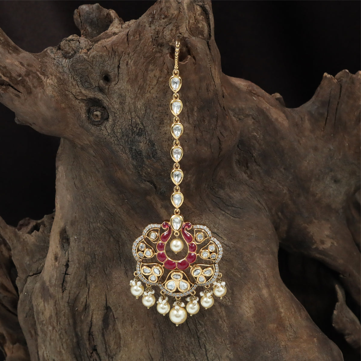 Ornate Kundan Tikka with Rounded Pendant Frame and Clustered Drop Detailing