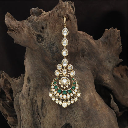 Curved Crescent Kundan Tikka with Teardrop Links