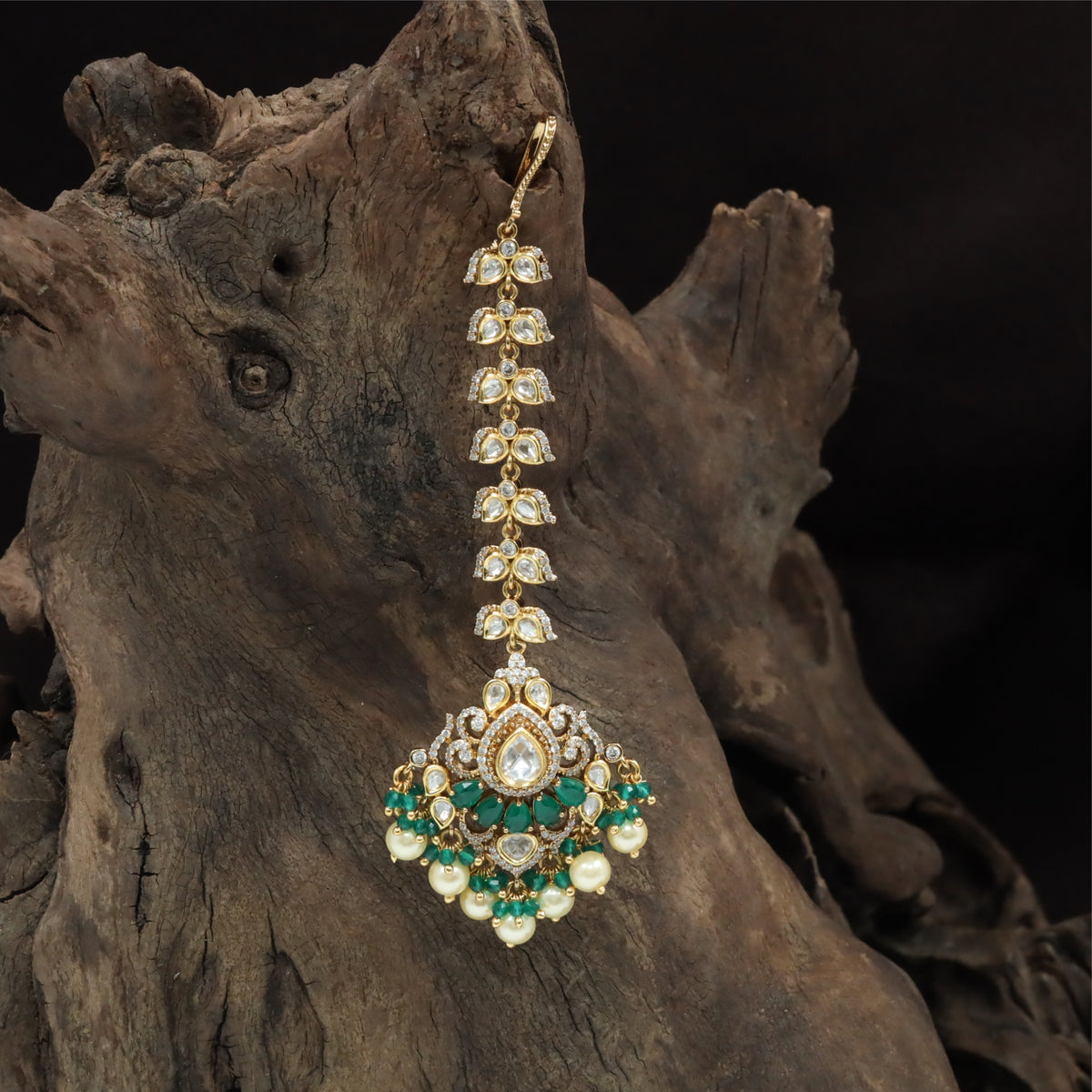 Graceful Linear Leaf Pattern Tikka with Central Teardrop Pendant and Fringe Drops
