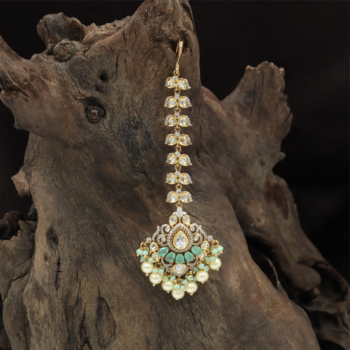 Graceful Linear Leaf Pattern Tikka with Central Teardrop Pendant and Fringe Drops