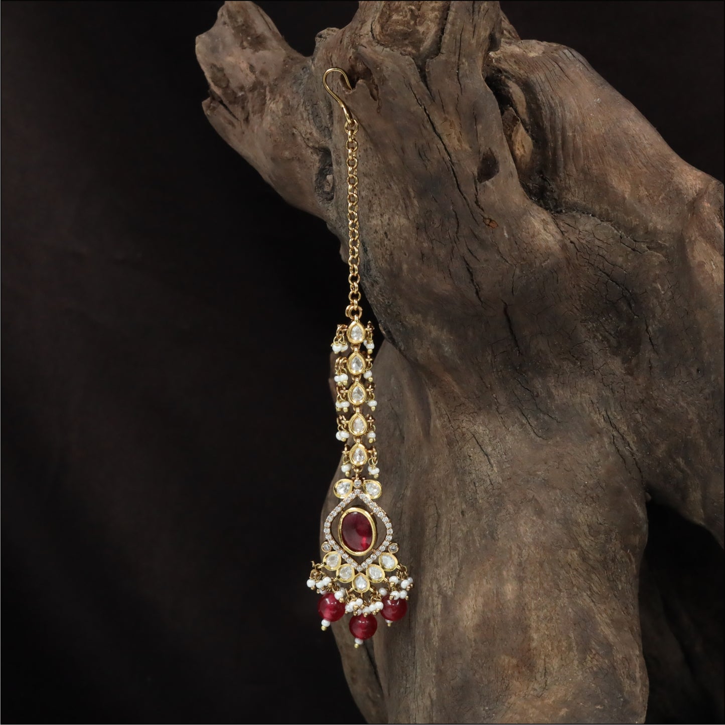 Anchor Chain Kundan Tikka with Multi Drop Link Section and Bead Fringe