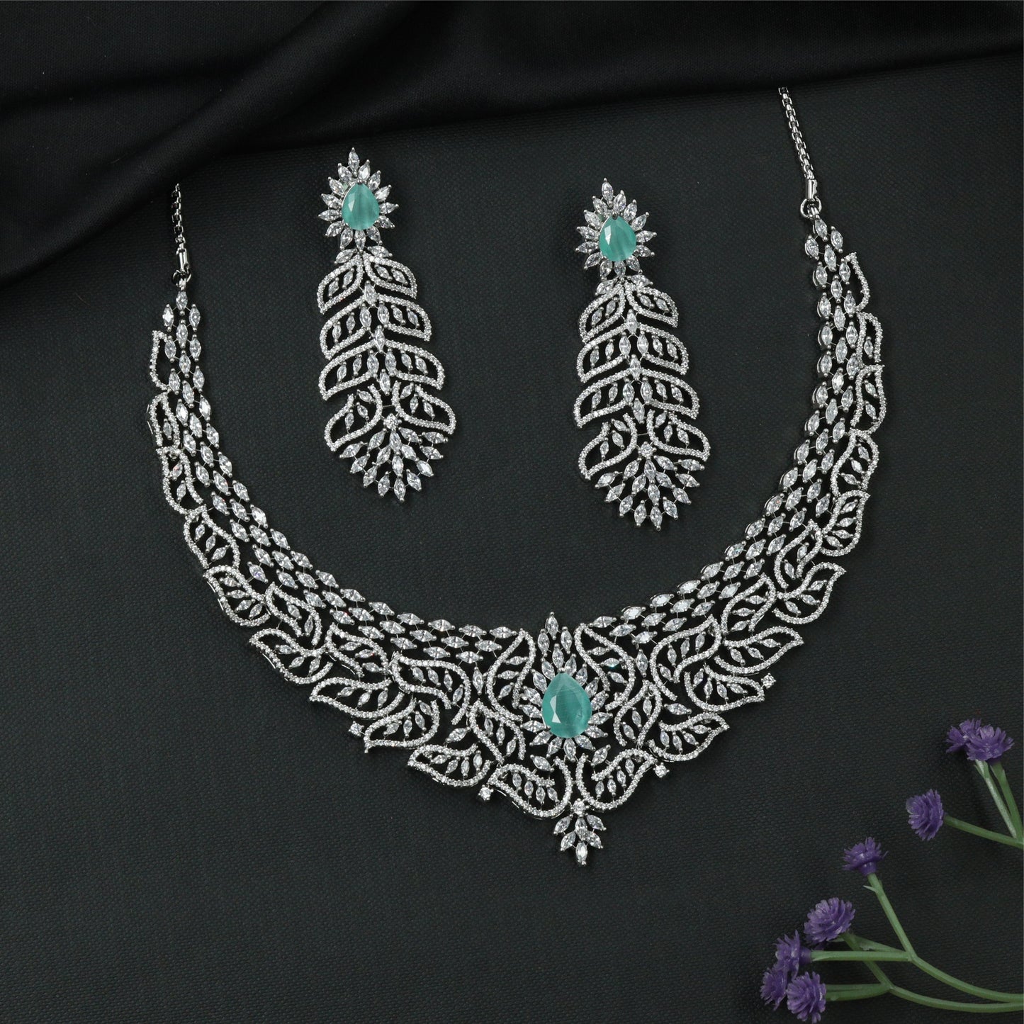 Jewelvine Spread Necklace with Flowing Leaf Structure and Center Drop Accent