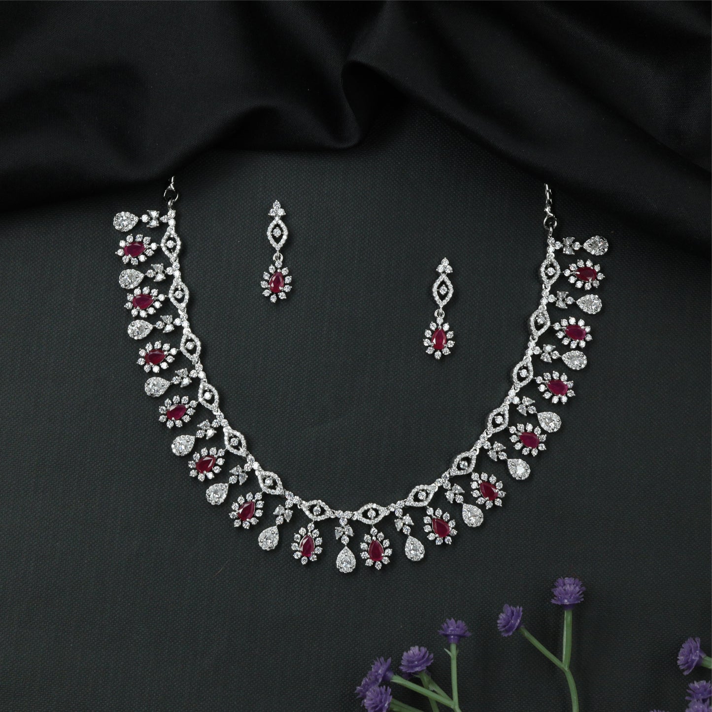 Radiant Drop Pattern Necklace with Repeating Pear Shape Hangings and Stud Earrings