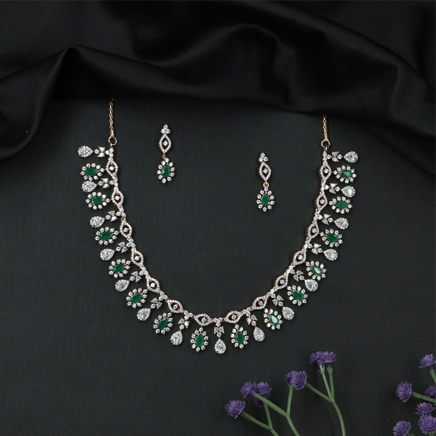 Radiant Drop Pattern Necklace with Repeating Pear Shape Hangings and Stud Earrings