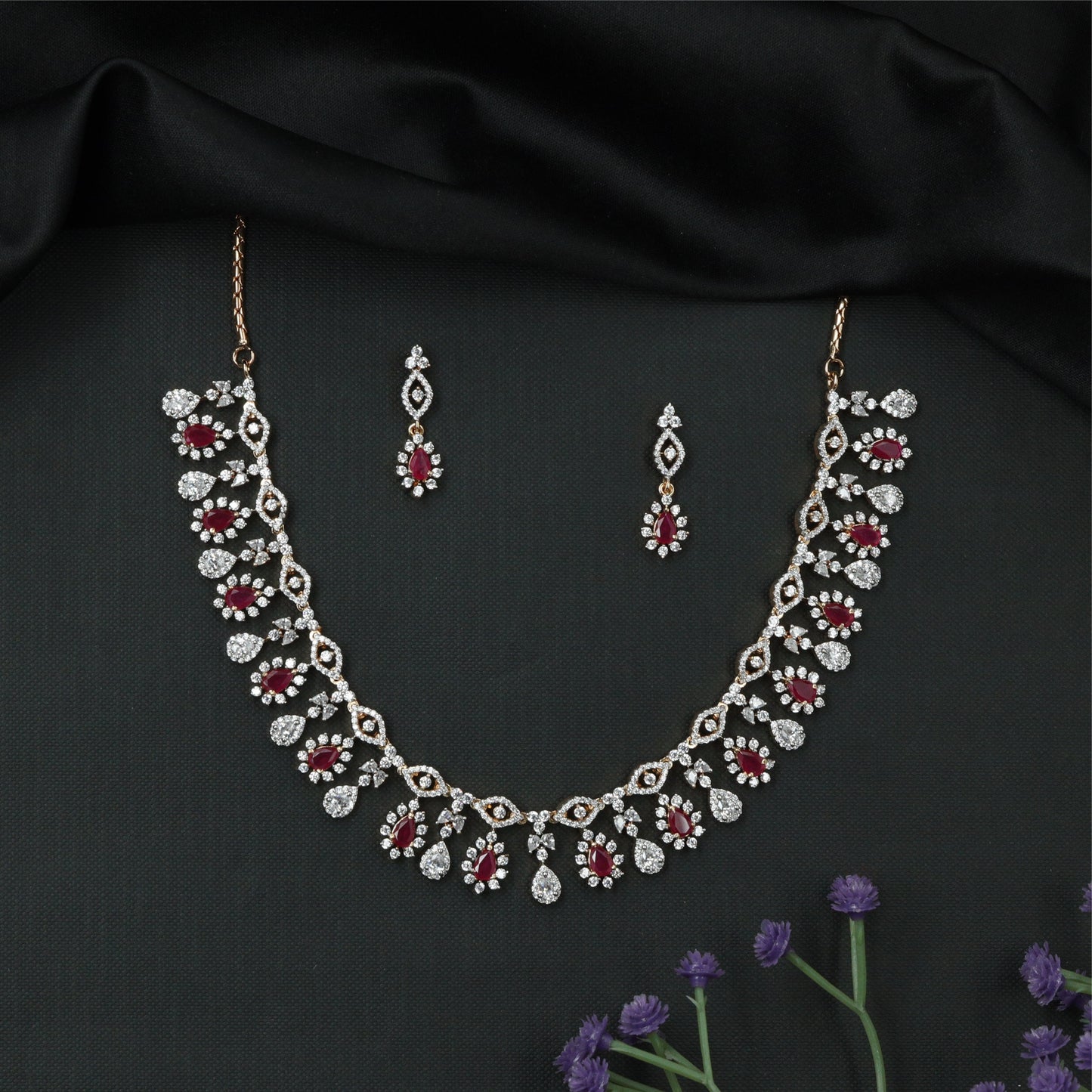 Radiant Drop Pattern Necklace with Repeating Pear Shape Hangings and Stud Earrings