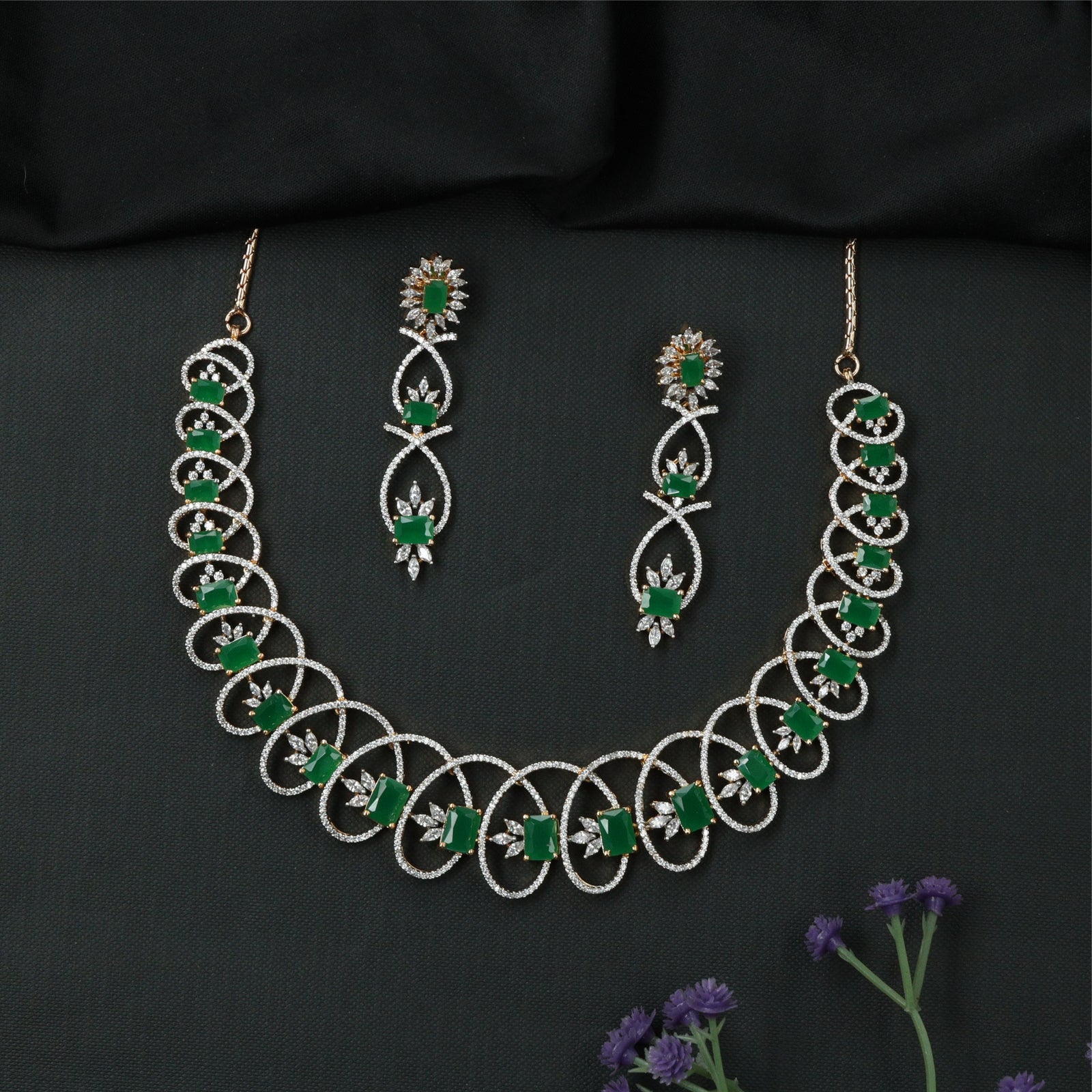 Radiant Loop Pattern GJ Necklace with Repeating Circular Frames and Drop Earrings